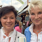 Petra binder ehemann: Biografie, Karriere, Lebensstil, Familie, Vermögen und Beziehungen​