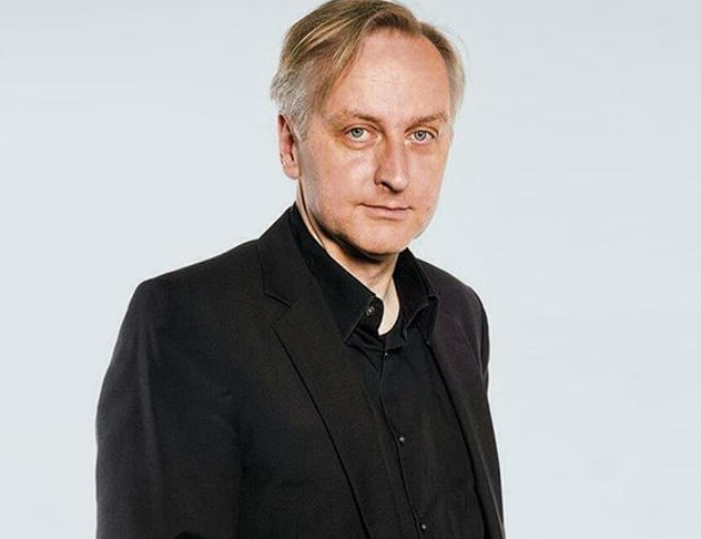 Carlos Gebauer verheiratet: Ein vielseitig begabter Visionär, der seinen eigenen Weg geht